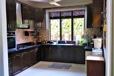 Bandar Tun Hussein Onn