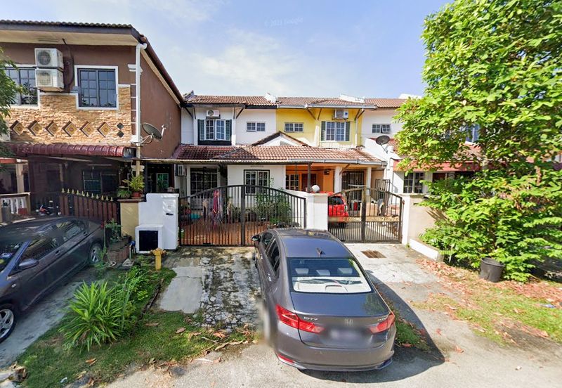 [RENOVATED & MURAH] Lorong Cakera Purnama, Puncak Alam Double Storey