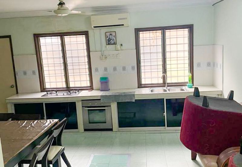 [RENOVATED & MURAH] Lorong Cakera Purnama, Puncak Alam Double Storey