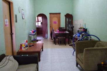 Kota Puteri, Batu Arang