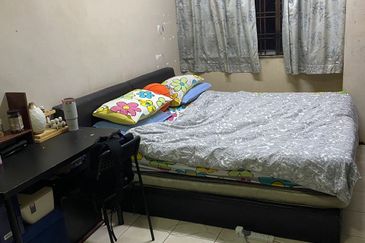 [FACING OPEN+MURAH] Double Storey Bukit Jelutong ,Seksyen U8 Shah Alam