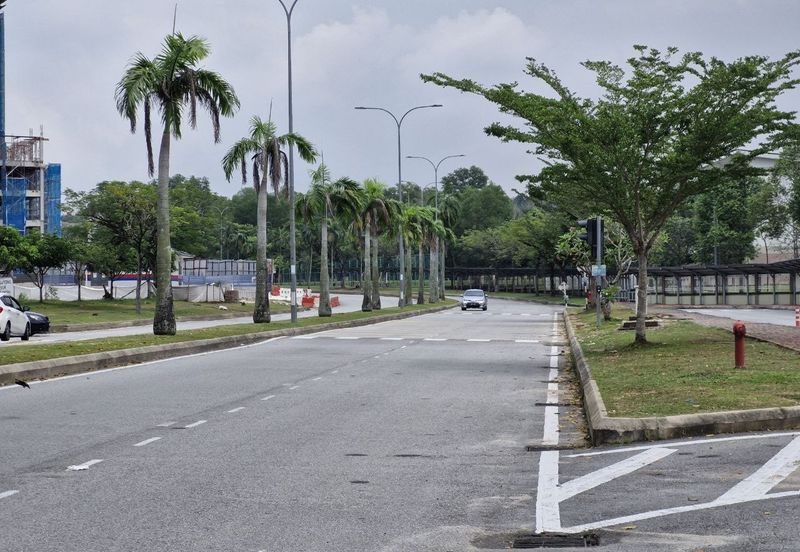 [FACING OPEN+MURAH] Double Storey Bukit Jelutong ,Seksyen U8 Shah Alam