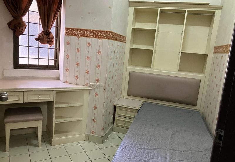 Villa Puteri Condominium