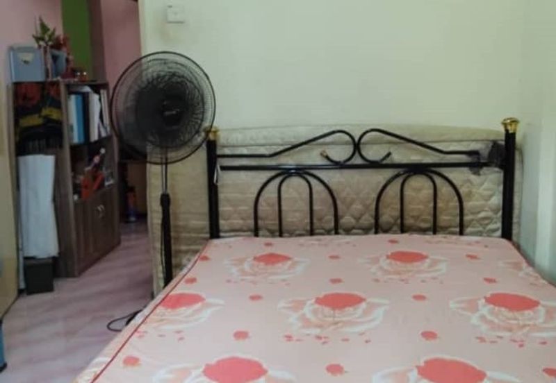 Puchong Utama Court 1 Flat