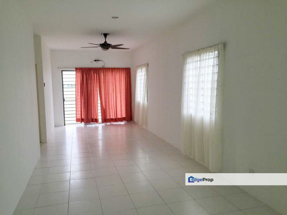 Lake Residence (Upper Floor TownHouse) Putra Perdana Puchong, Selangor, Puchong