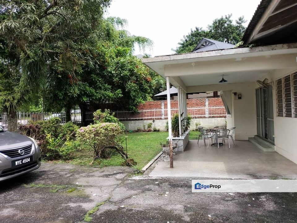 Bungalow at Section 14, Petaling Jaya near 32 Square PJ, Selangor, Petaling Jaya