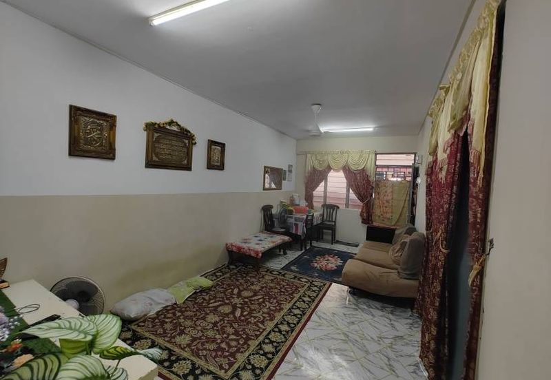 Desa Mentari Flat (Block 8)