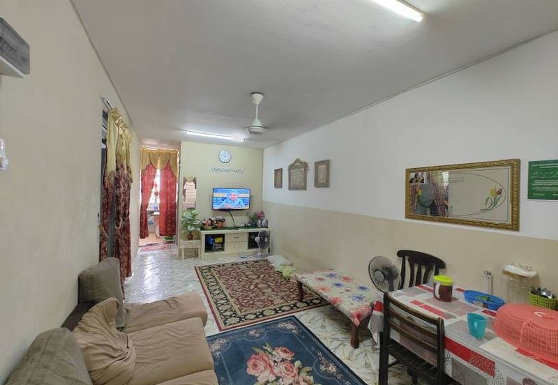 Desa Mentari Flat (Block 8)