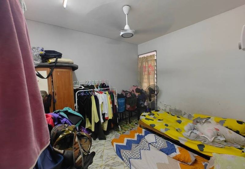 Desa Mentari Flat (Block 8)