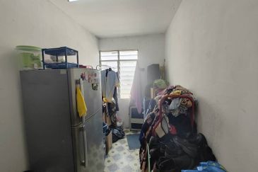 Desa Mentari Flat (Block 8)