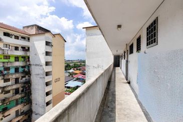 Pangsapuri Seri Perantau