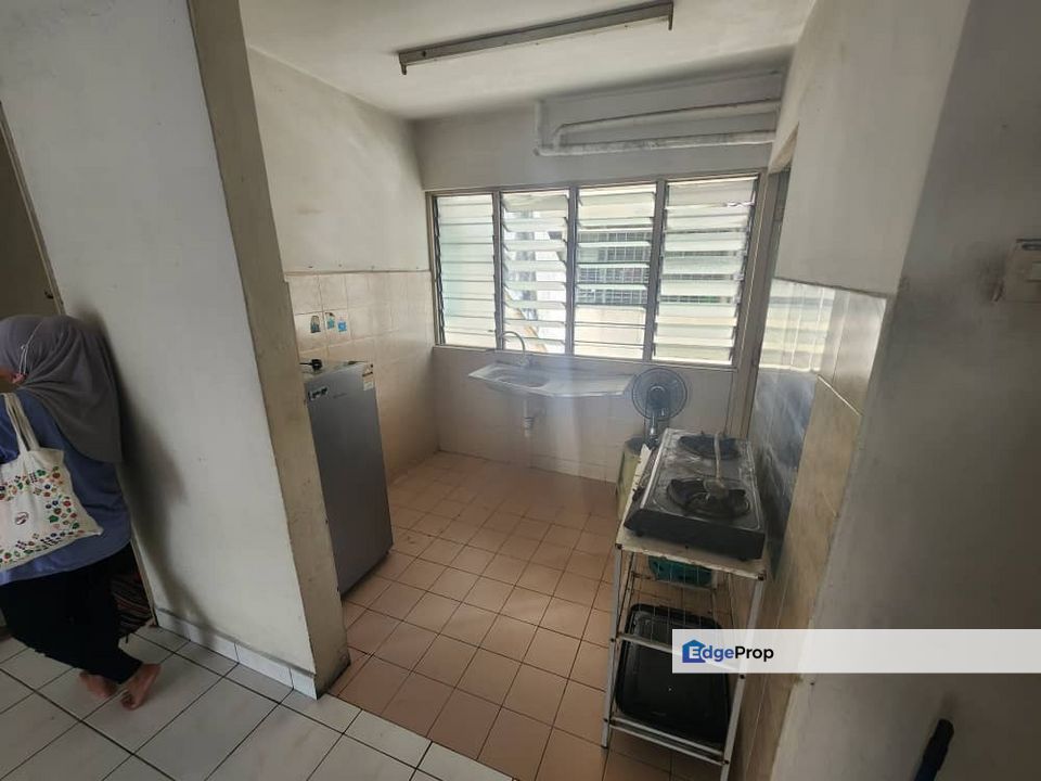 [LEVEL 1 + MRT] Pangsapuri Gugusan Melur Seksyen 4 Kota Damansara, Selangor, Kota Damansara