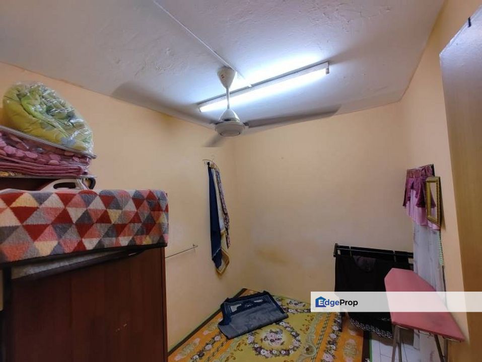 [LEVEL 2 & MRT 500m] Apt Gugusan Seroja Seksyen 6 Kota Damansara, Selangor, Kota Damansara