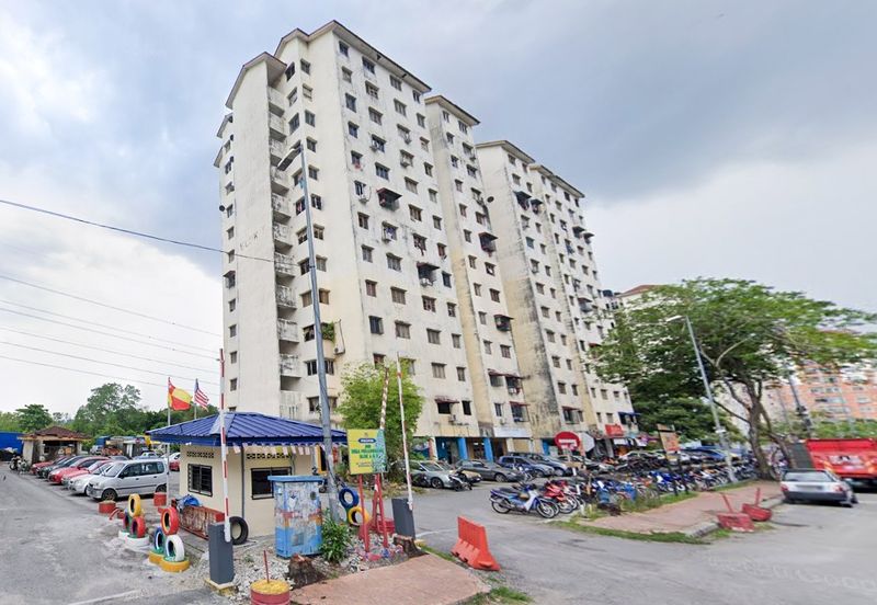 Apartment Desa Perangsang