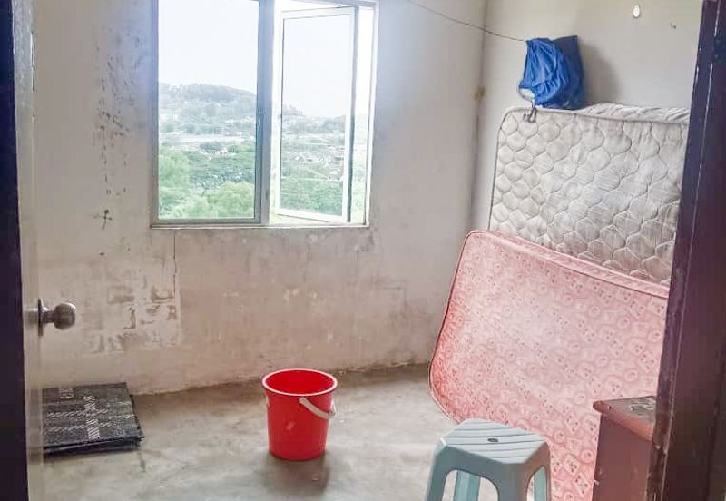 Apartment Desa Perangsang