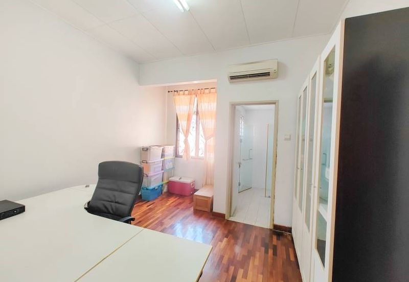 Canal Gardens, Kota Kemuning