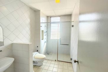 Canal Gardens, Kota Kemuning