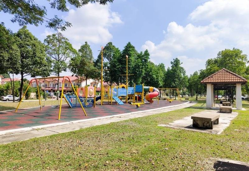 Canal Gardens, Kota Kemuning