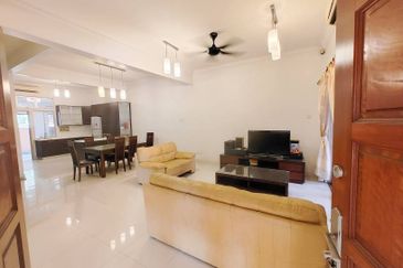 Canal Gardens, Kota Kemuning