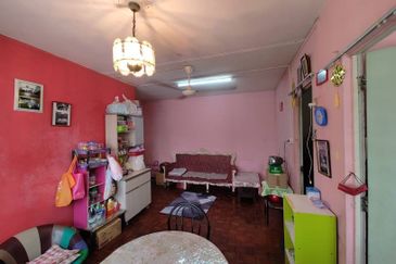 Flat PKNS, Seksyen 24