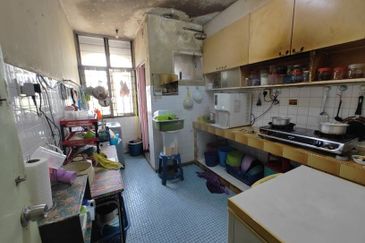 Flat PKNS, Seksyen 24