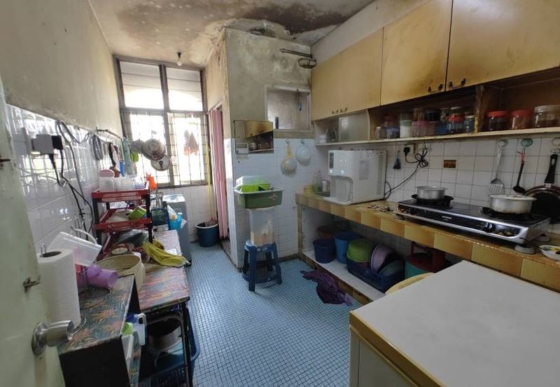 Flat PKNS, Seksyen 24