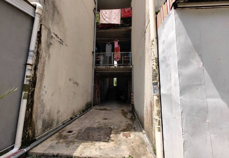 Flat PKNS, Seksyen 24