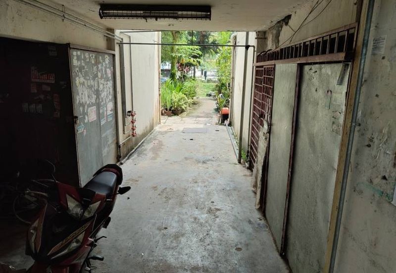 Flat PKNS, Seksyen 24