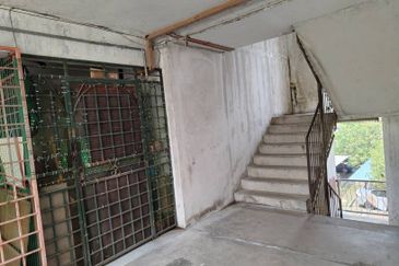 Flat PKNS, Seksyen 24