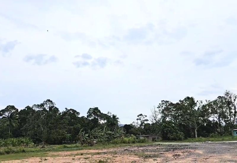 Tanah Pertanian Beranang Tengah