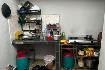 TAMAN PENGKALAN UTAMA (AOR UTAMA)