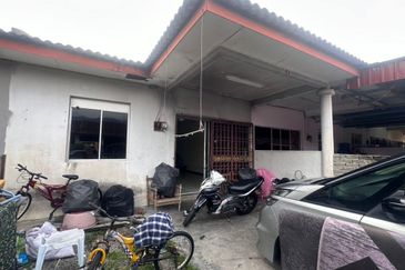 TAMAN PENGKALAN UTAMA (AOR UTAMA)