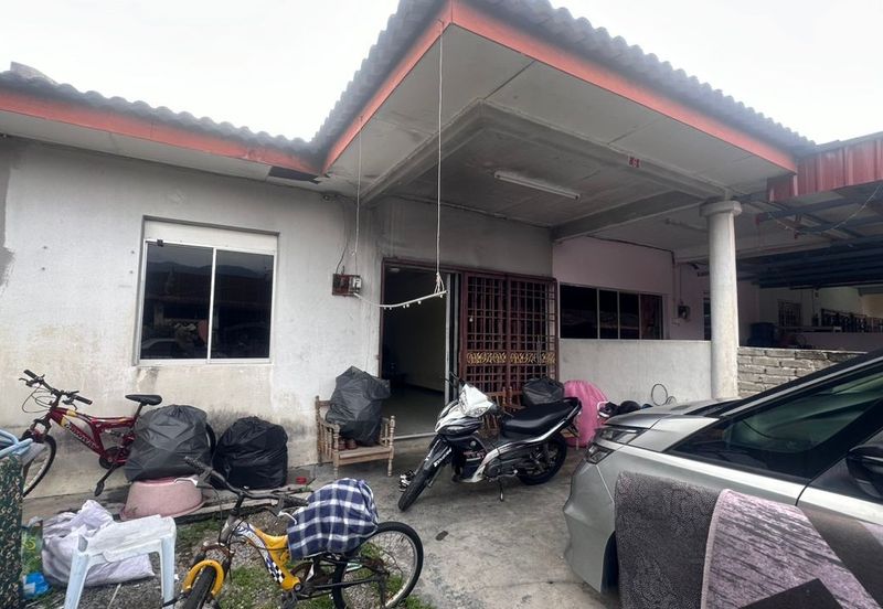 TAMAN PENGKALAN UTAMA (AOR UTAMA)