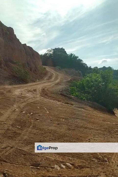 Tanah Pertanian di Bandar Bahau, Mukim Serting Ulu, Daerah Jempol, Negeri Sembilan, Jempol
