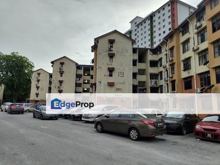 Renovated Unit Taman Sri Sentosa, Old Klang Road, Kuala Lumpur top flr, Kuala Lumpur, Jalan Klang Lama (Old Klang Road)