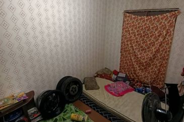 Kenanga Apartment (Taman Bunga Raya)