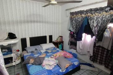 Kenanga Apartment (Taman Bunga Raya)