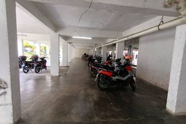 Kenanga Apartment (Taman Bunga Raya)