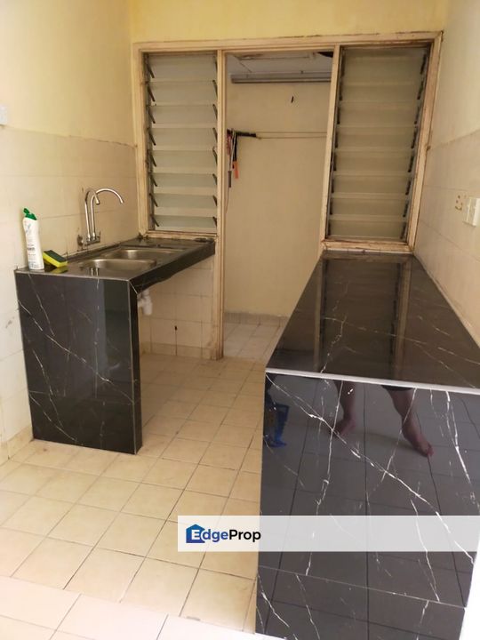 [MRT + 3R2B] Suria Apartment Damansara Damai, Petaling Jaya, Selangor, Damansara Damai