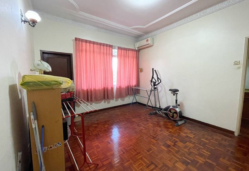 Seksyen 3, Shah Alam