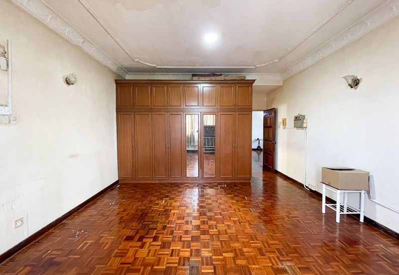 Seksyen 3, Shah Alam