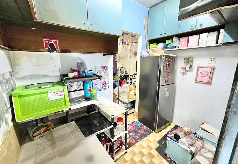 Seksyen 18, Shah Alam