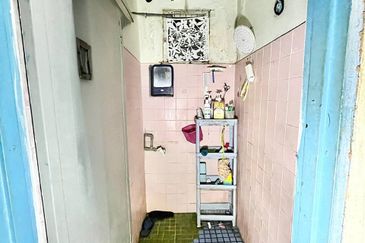 Seksyen 18, Shah Alam