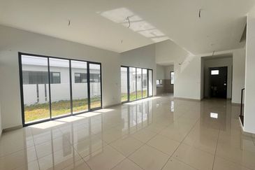 Elmina Green The Eighth @ City of Elmina