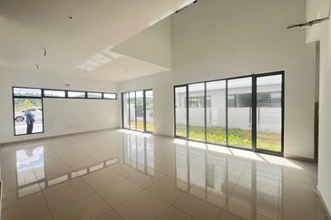 Elmina Green The Eighth @ City of Elmina