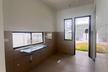 Elmina Green The Eighth @ City of Elmina