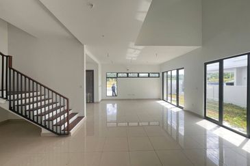 Elmina Green The Eighth @ City of Elmina