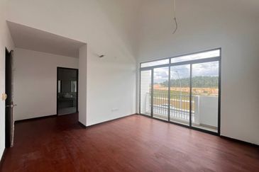 Elmina Green The Eighth @ City of Elmina