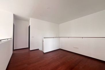 Elmina Green The Eighth @ City of Elmina