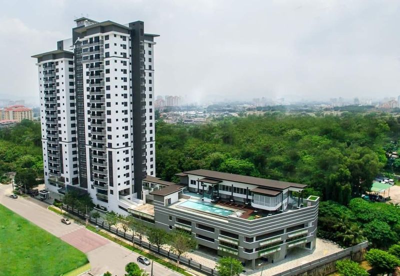 Royalle Condominium @ North Kiara